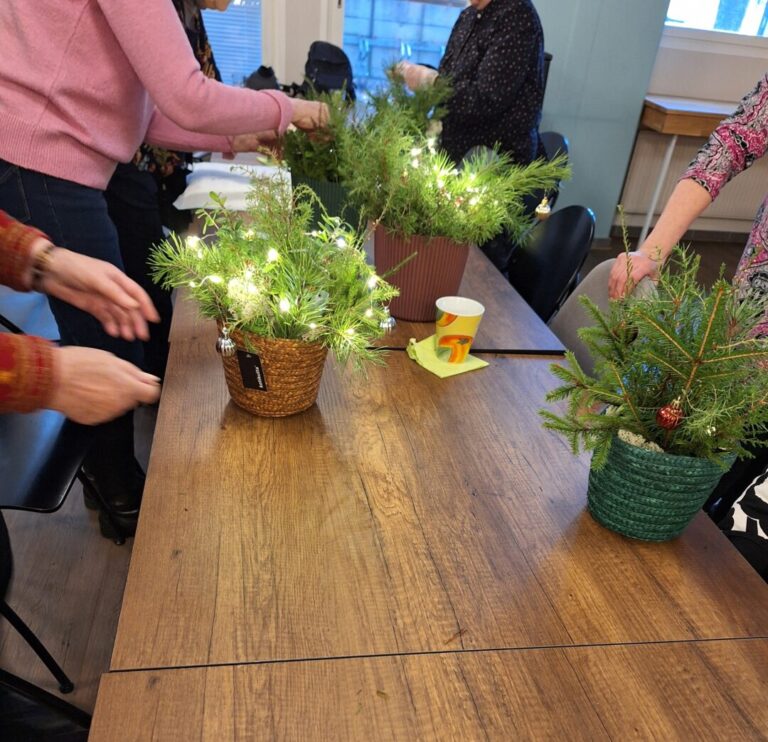 Piristystä pimeyteen käsillä tekemisen kautta